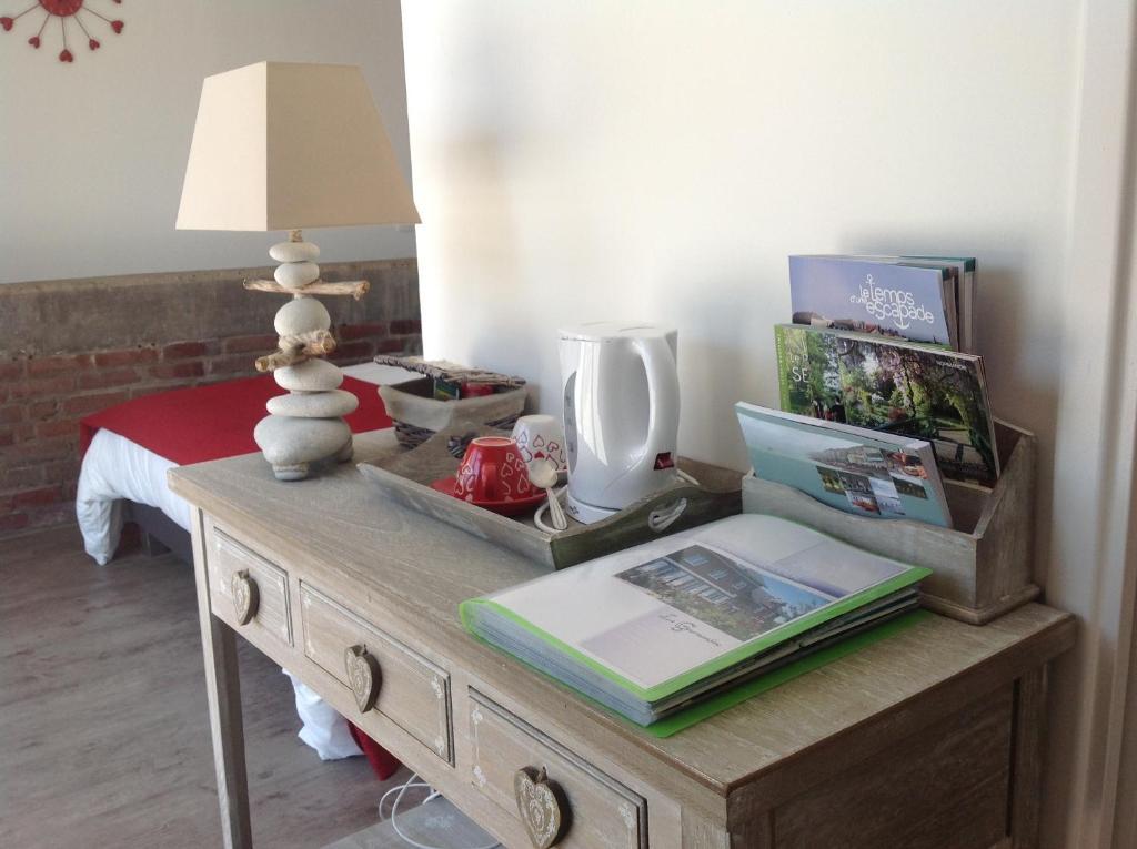 Bed and Breakfast La Gourmandine Eslettes Номер фото